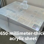 The 650-millimeter-thick acrylic sheet remains exceptionally clear.